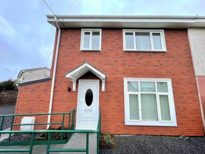 3 Bedroom Semi-Detached House To Rent In Parc Wern, Neath, Skewen, SA10