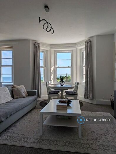 2 Bedroom Flat To Rent In Hillsborough Road, Ilfracombe, EX34