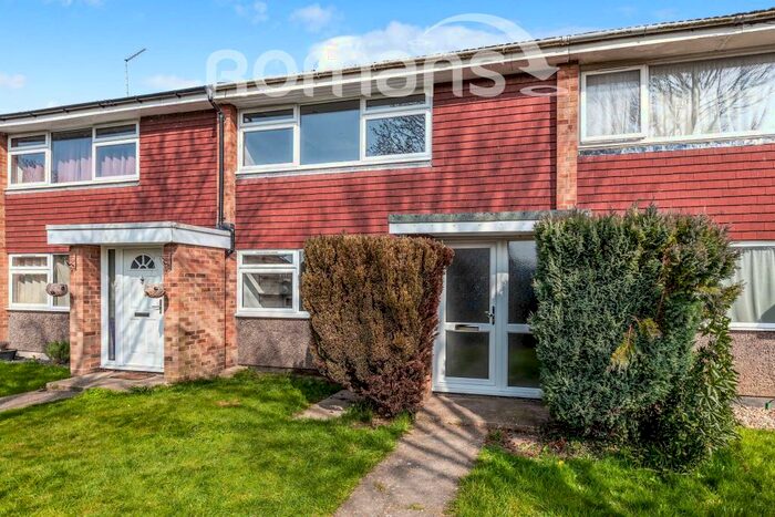 3 Bedroom Terraced House To Rent In Devonshire Green, SL2