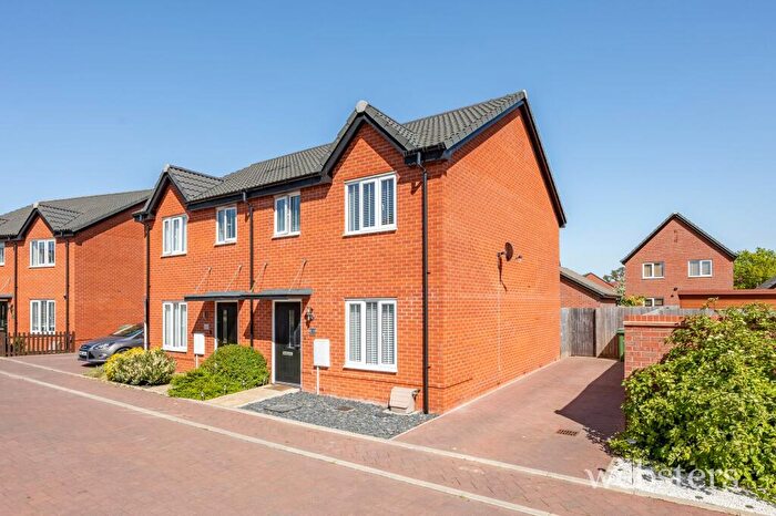 3 Bedroom Semi-Detached House For Sale In Livick Crescent, Hethersett, NR9