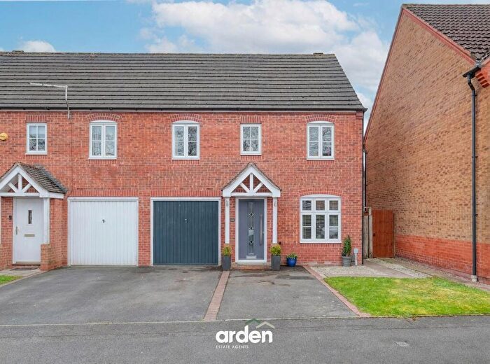 3 Bedroom Semi Detached House For Sale In Rosedale Close, Redditch, B97