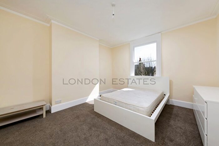 1 Bedroom Flat To Rent In Grange Park, Ealing, W5