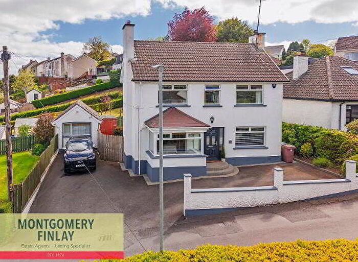 3 Bedroom Detached House With Garages For Sale In Sligo Road, Enniskillen, BT74