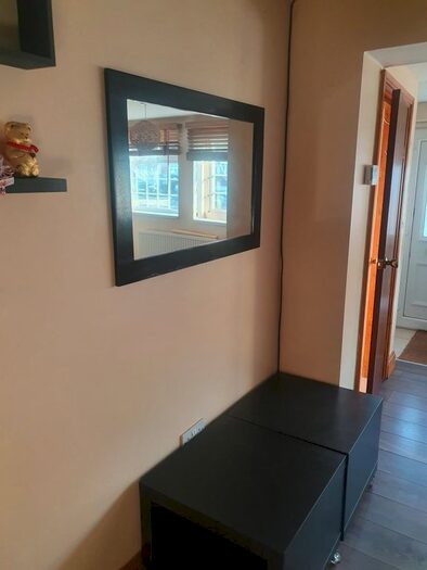 Studio To Rent In Byron Avenue, Hounslow, Greater London, TW4