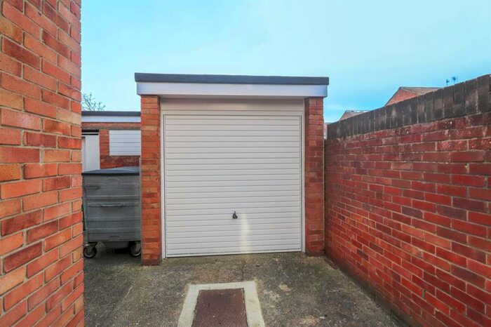 Land To Rent In Garage, Hamiton House, Fratton, PO1