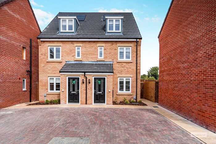 3 Bedroom Property To Rent In Peat Lane, Chatteris, PE16