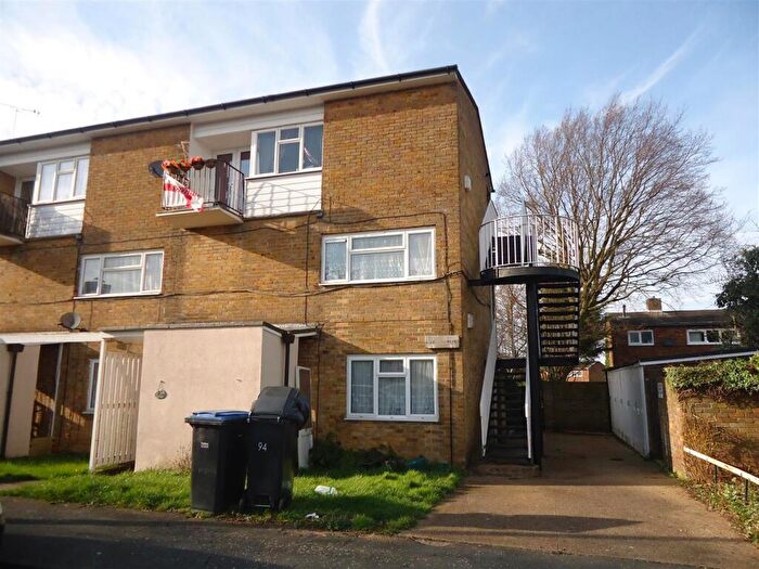 Studio To Rent In Little Brays, Harlow, CM18