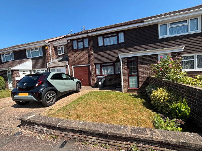 3 Bedroom Semi-Detached House To Rent In Silverstone Drive, Leicester, LE4