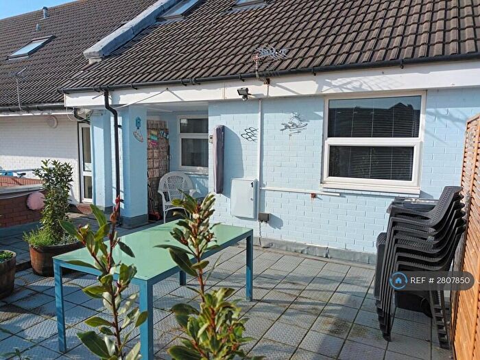 2 Bedroom Flat To Rent In Christchurch Road, Bournemouth, BH1