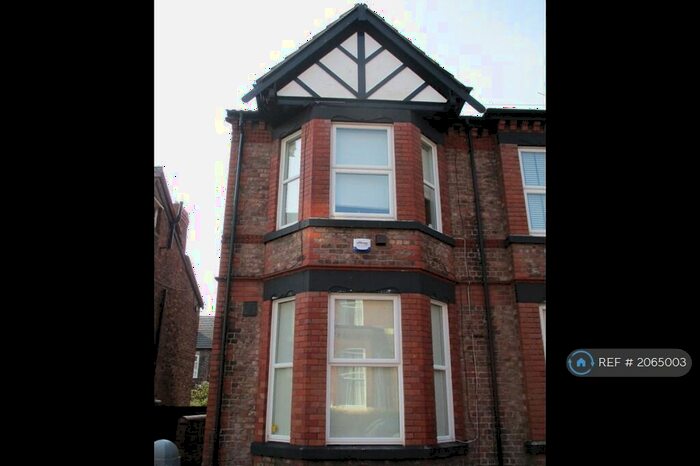 1 Bedroom Flat To Rent In Marlborough Grove, Oxton, CH43