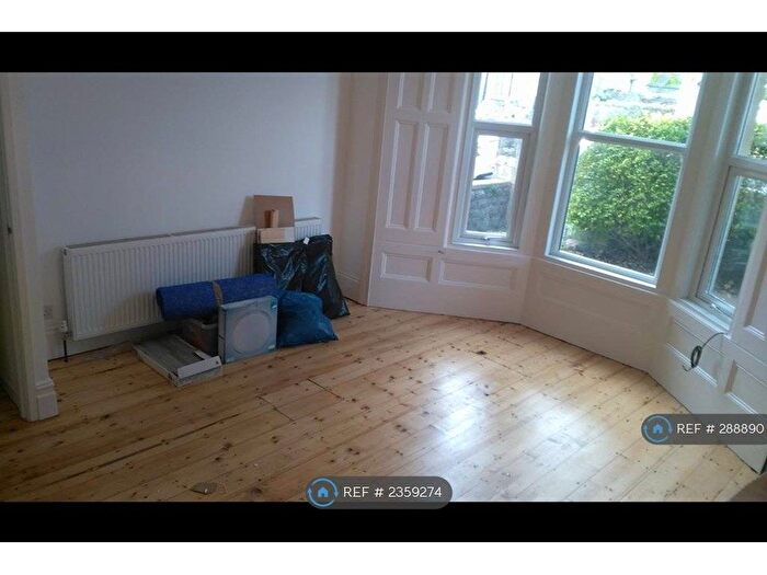 2 Bedroom Flat To Rent In Severn Avenue, Weston-Super-Mare, BS23