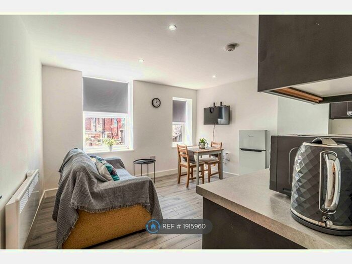 1 Bedroom Flat To Rent In Prescot Road, Old Swan, Liverpool, L13