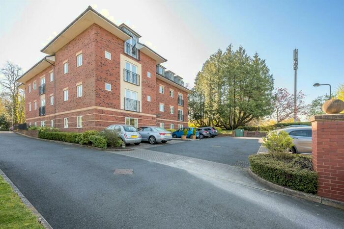 2 Bedroom Apartment To Rent In Pedmore Mews, Worcester Lane, Stourbridge, DY8