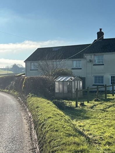 3 Bedroom Semi-Detached House To Rent In Old Pound Cottages, Frithelstockstone, EX38