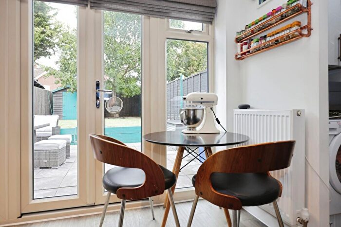 2 Bedroom Semi-Detached House For Sale In Bennett Drive, Banbury, Oxfordshire, OX16