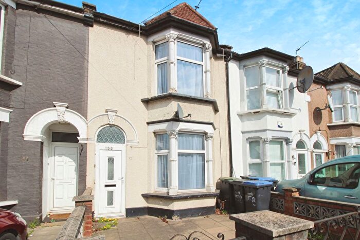 3 Bedroom Terraced House To Rent In Nags Head Road, Ponders End, Enfield, EN3