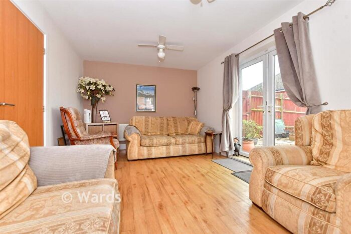 3 Bedroom Detached House For Sale In Heronden View, Eastry, Sandwich, Kent, CT13