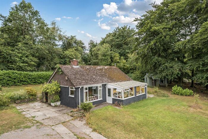 1 Bedroom Detached Bungalow For Sale In Blackpool Corner, Axminster, Devon, EX13