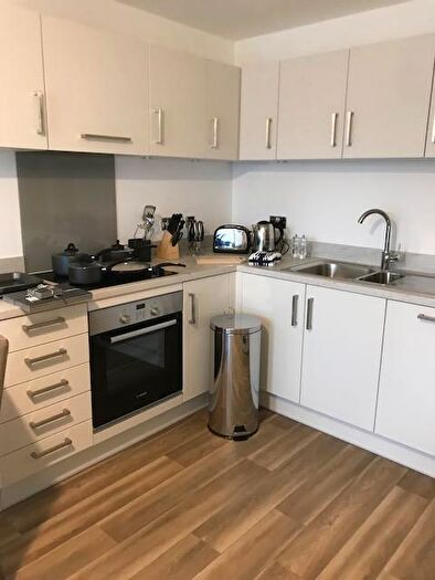 2 Bedroom Apartment To Rent In Lexington Gardens, Birmingham, B15