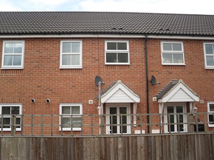 2 Bedroom Town House To Rent In York Terrace, Pinxton, NG16