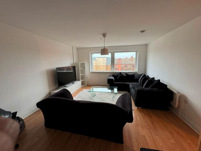 1 Bedroom Flat To Rent In Victoria Road, Glasgow, G42