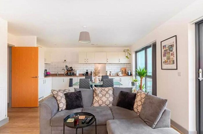 2 Bedroom Apartment For Sale In The Habitat, Woolpack Lane, Nottingham, NG1