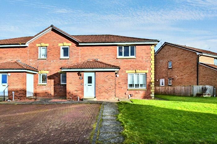 2 Bedroom Flat To Rent In Calfhill Road, Glasgow, G53