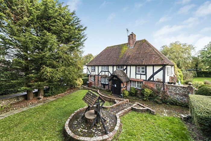 4 Bedroom Detached House For Sale In Harvel Street, Meopham, Gravesend, DA13