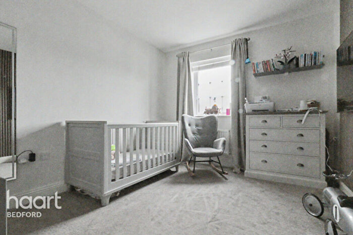 2 Bedroom Apartment For Sale In Colston Rise, Bedford, MK45