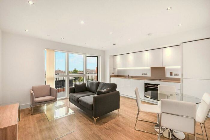 1 Bedroom Flat To Rent In Lyon Road, Harrow, HA1