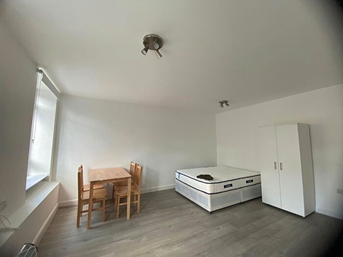 1 Bedroom Studio To Rent In Islip Street, London, NW5