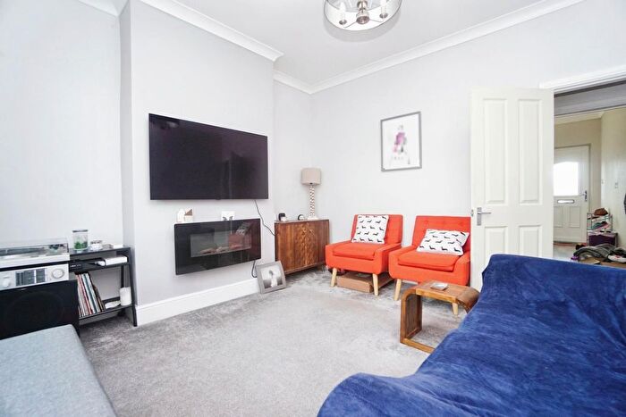 3 Bedroom Terraced House To Rent In Cross Lane, Crookes, Sheffield, S10