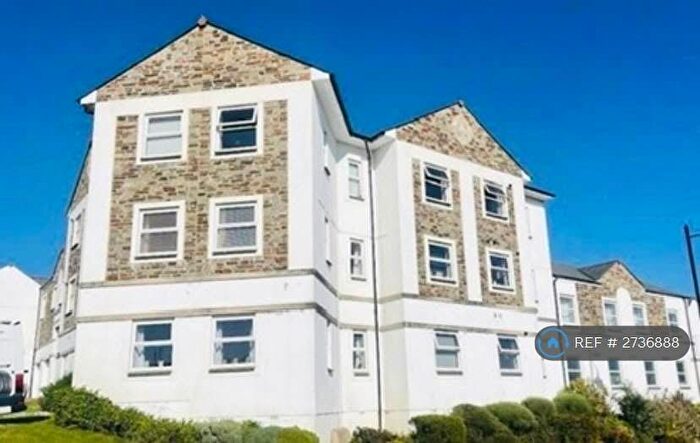 2 Bedroom Flat To Rent In Greenvalley Road, Bodmin, PL31