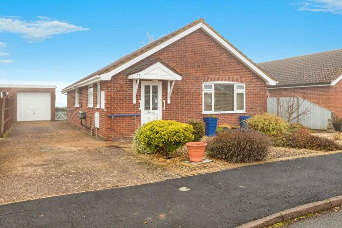 3 Bedroom Bungalow For Sale In Fir Park, Ashill, Norfolk, IP25