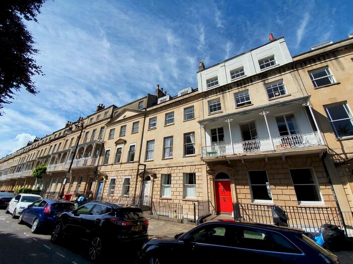 2 Bedroom Flat To Rent In West Mall, Bristol, BS8