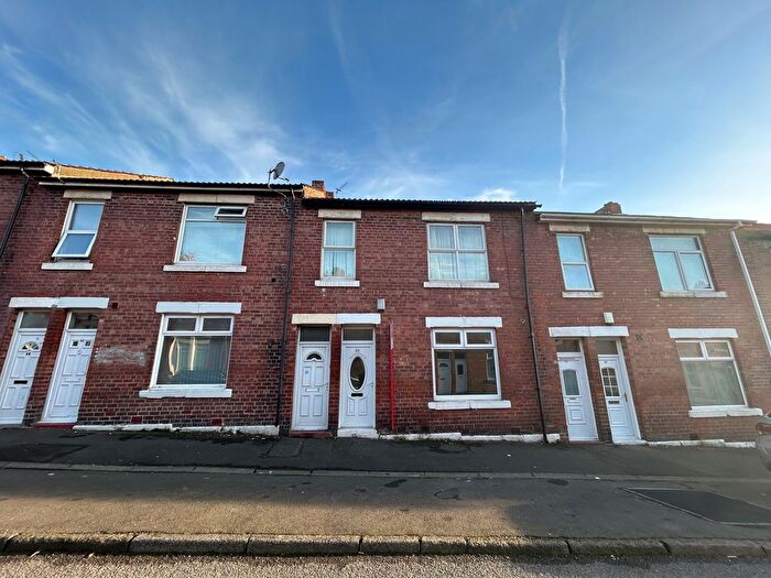 2 Bedroom Flat To Rent In Barrasford Street, East Howdon, NE28
