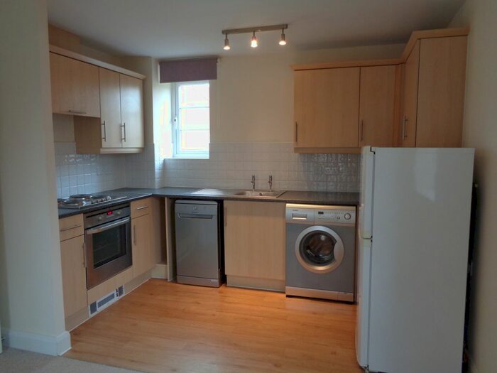 2 Bedroom Flat To Rent In Egerton Drive, Basingstoke, Hampshire, RG24