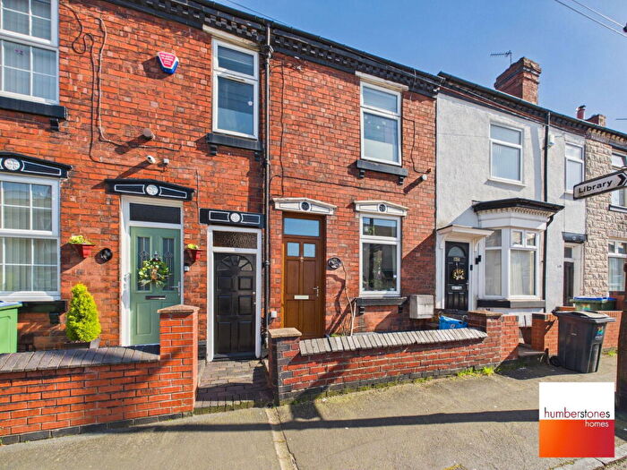 3 Bedroom Terraced House For Sale In Farm Road, Oldbury, B68
