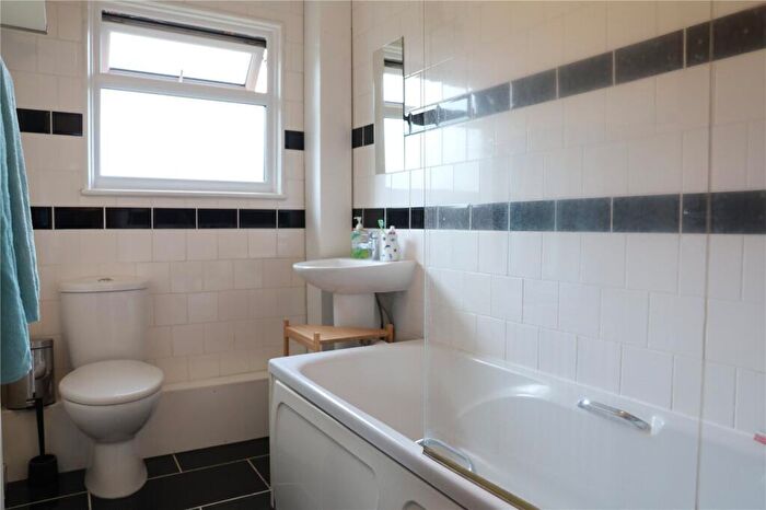 1 Bedroom Terraced House To Rent In Larks Meade, Earley, Reading, Berkshire, RG6