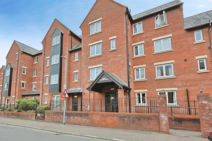 2 Bedroom Flat For Sale In Recorder Road, Norwich, NR1