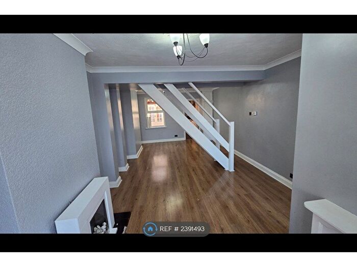 3 Bedroom Terraced House To Rent In Hogg Lane, Grays, RM17