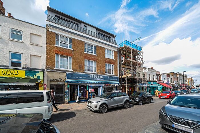 Studio For Sale In Deptford High Street, SE8