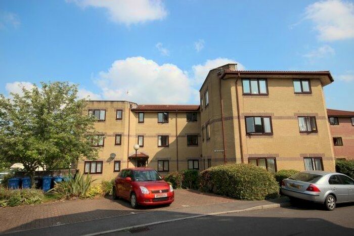2 Bedroom Flat To Rent In Woodhill Views, Bristol, BS48