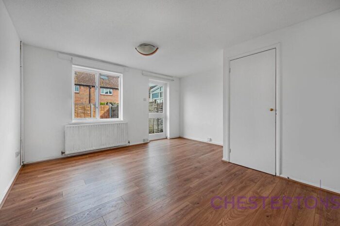 2 Bedroom Property To Rent In Nickelby Close, Thamesmead, SE28