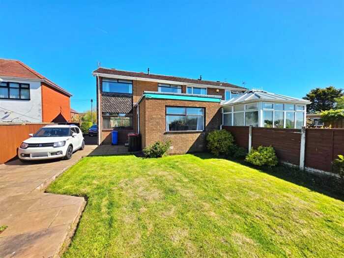 3 Bedroom Semi-Detached House For Sale In Compley Avenue, Poulton-Le-Fylde, FY6