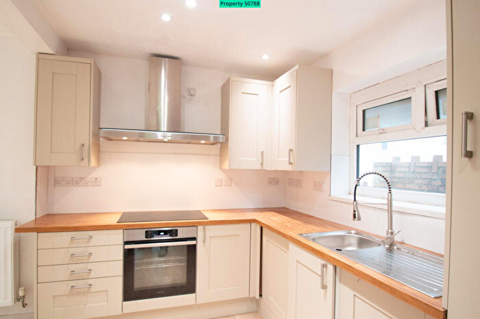 3 Bedroom End Of Terrace House To Rent In Pretyman Drive, Llandarcy, Neath, SA10