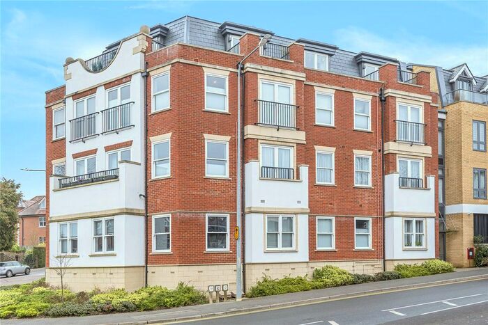 2 Bedroom Flat To Rent In The Pembroke, London Road, Sevenoaks, Kent, TN13