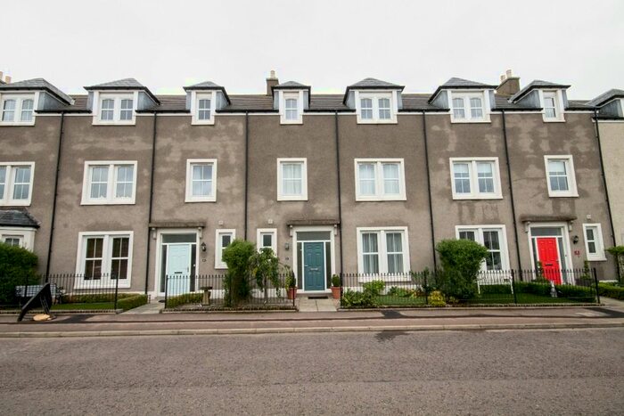 5 Bedroom Town House To Rent In Wellington Green, Cove Bay, Aberdeen, AB12