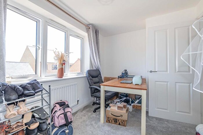 4 Bedroom Detached House For Sale In Bond Close, Faversham, Kent, ME13