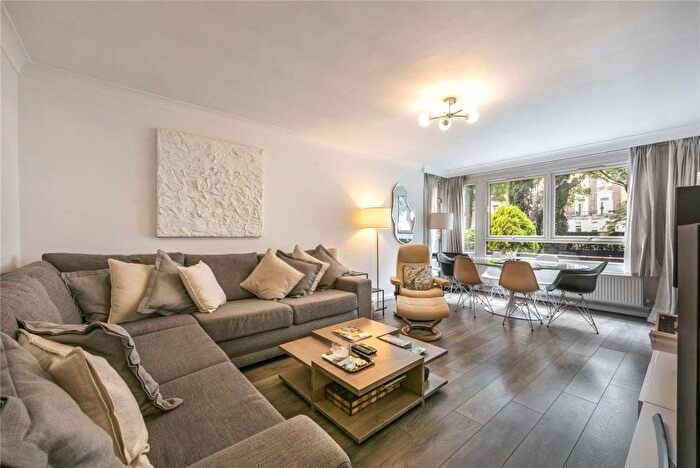 2 Bedroom Flat To Rent In The Water Gardens, London, W2